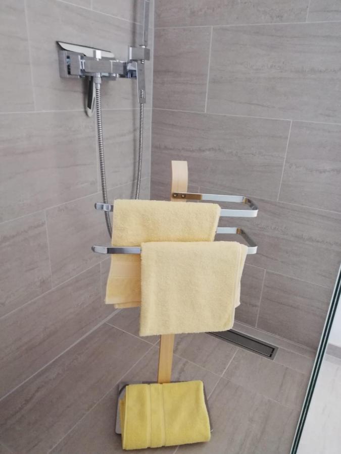 Apartmani Deluxe ヤセニクセ エクステリア 写真