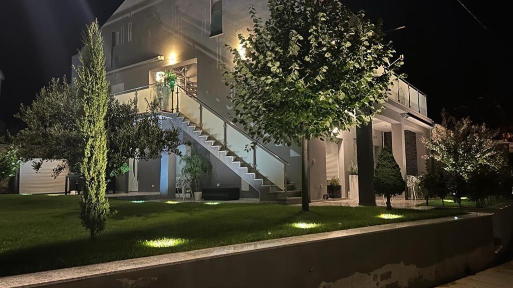 Apartmani Deluxe ヤセニクセ エクステリア 写真